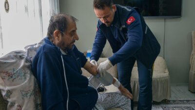 Bursa’da binlerce vatandaşa evde bakım hizmeti