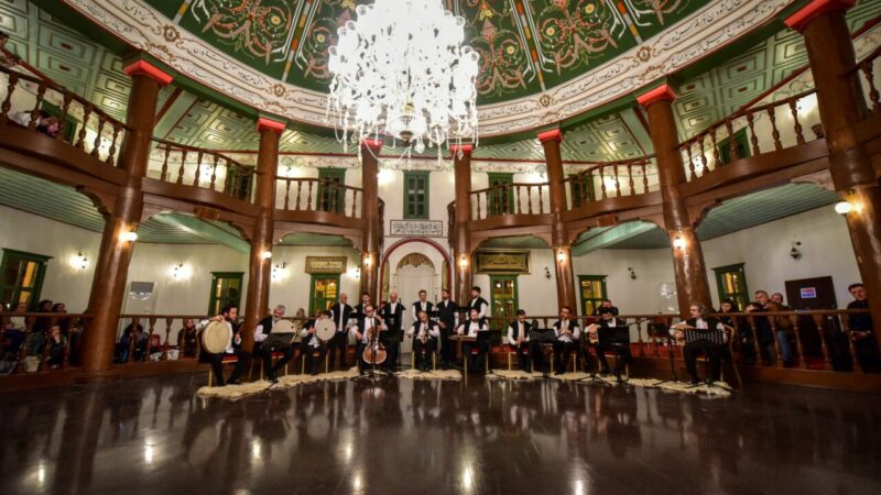 Bursa’da tasavvuf ezgileri gönülleri mest etti Bursa’da tasavvuf ezgileri gönülleri mest etti