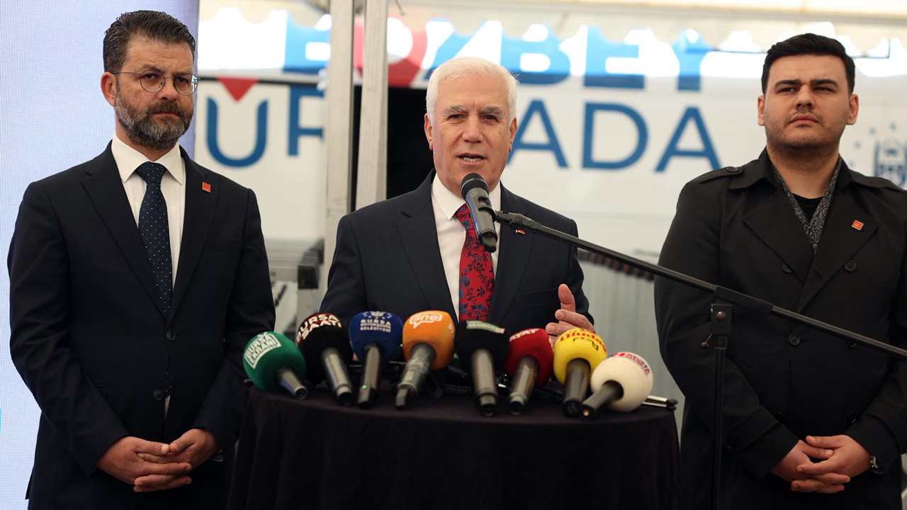 Başkan Bozbey’den Bursa’ya dev vizyon: Avrupa’ya örnek olacak Başkan Bozbey’den Bursa’ya dev vizyon: Avrupa’ya örnek olacak