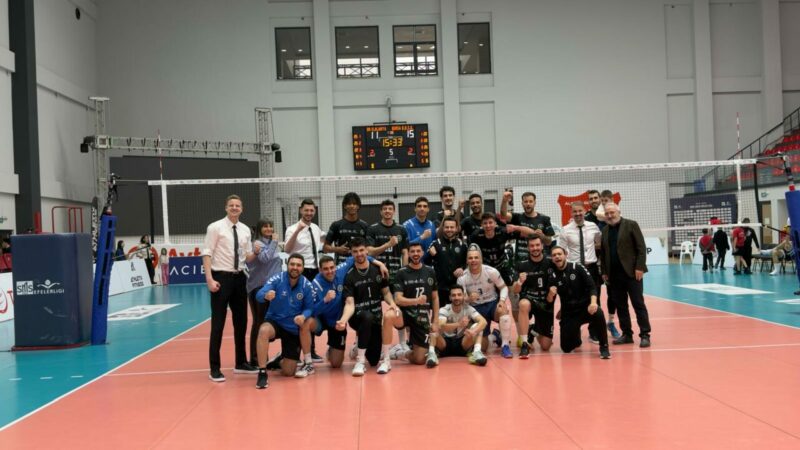 SMS Grup Efeler Ligi’nde mücadele eden Bursa Büyükşehir Belediyespor, 24.