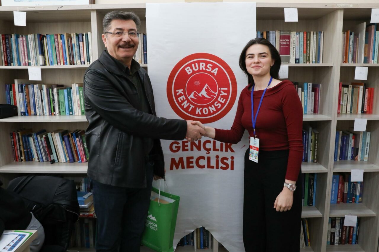 Bursa’nın hafızası gençlerle geleceğe taşınıyor