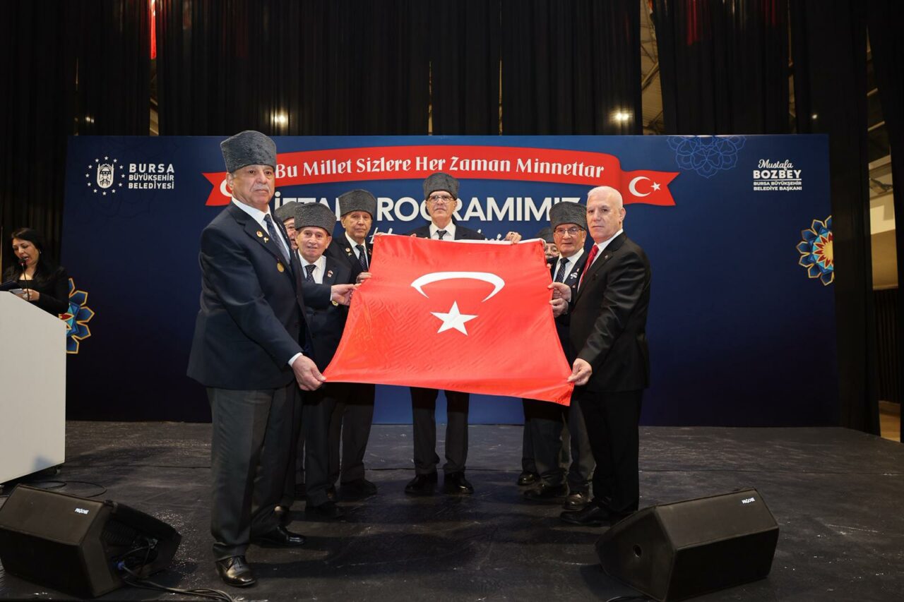 Başkan Bozbey: “Bu millet sizlere her zaman minnettar”