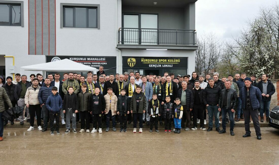 Bursa Büyükşehir Belediye Başkanı Mustafa Bozbey, İnegöl Kurşunlu Spor Kulübü’nü