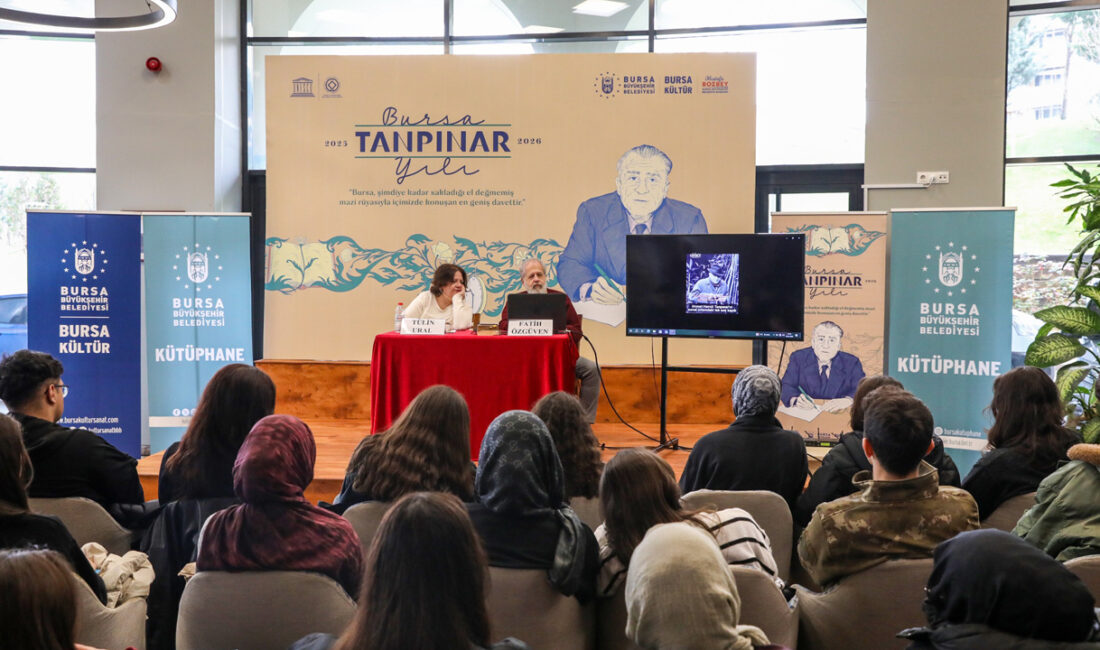 Ahmet Hamdi Tanpınar Bursa’da anıldı Bursa Büyükşehir Belediyesi’nin ‘Bursa Tanpınar Yılı’ etkinlikleri çerçevesinde düzenlediği söyleşide,