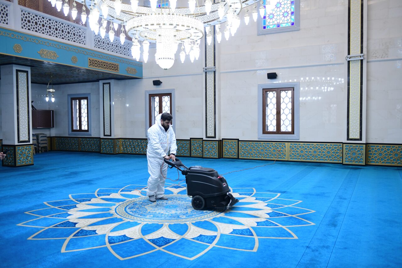 Bursa’nın Kestel ilçesindeki camiler bayrama hazır