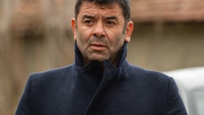 Ünlü oyuncu 17 yaş küçük sevgilisini paylaştı!