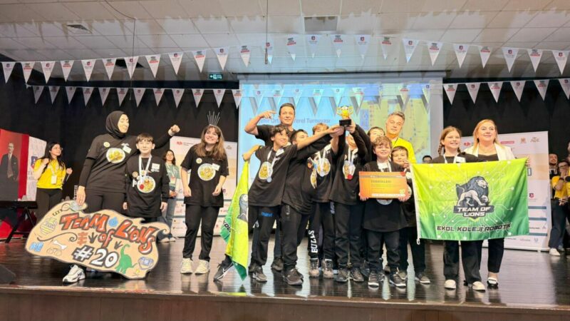Bilimle yükselen aslanlar: Ekol Koleji Team of Lions Bursa’yı temsil edecek! Eskişehir’de düzenlenen FIRST LEGO League turnuvasında Ekol Koleji robotik takımı