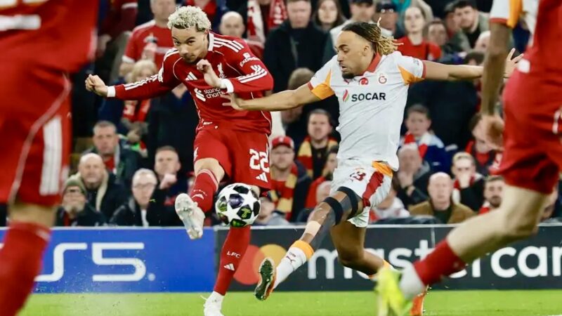 Galatasaray, Şampiyonlar Ligi son 16 turu rövanşında Liverpool'a mağlup oldu
