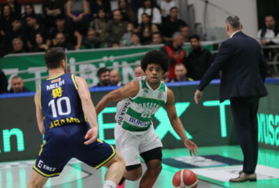 Türkiye Sigorta Basketbol Süper Ligi’nde kümede kalma mücadelesi veren Bursaspor