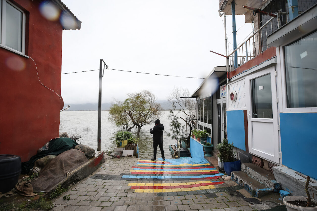 Bursa'daki 'Küçük Venedik' sular altında 4 aa 20260330 40967091 40967070 bursada2gunduretkiliolansaganaksonucuuluabatgolununsuseviyesiyukseldi