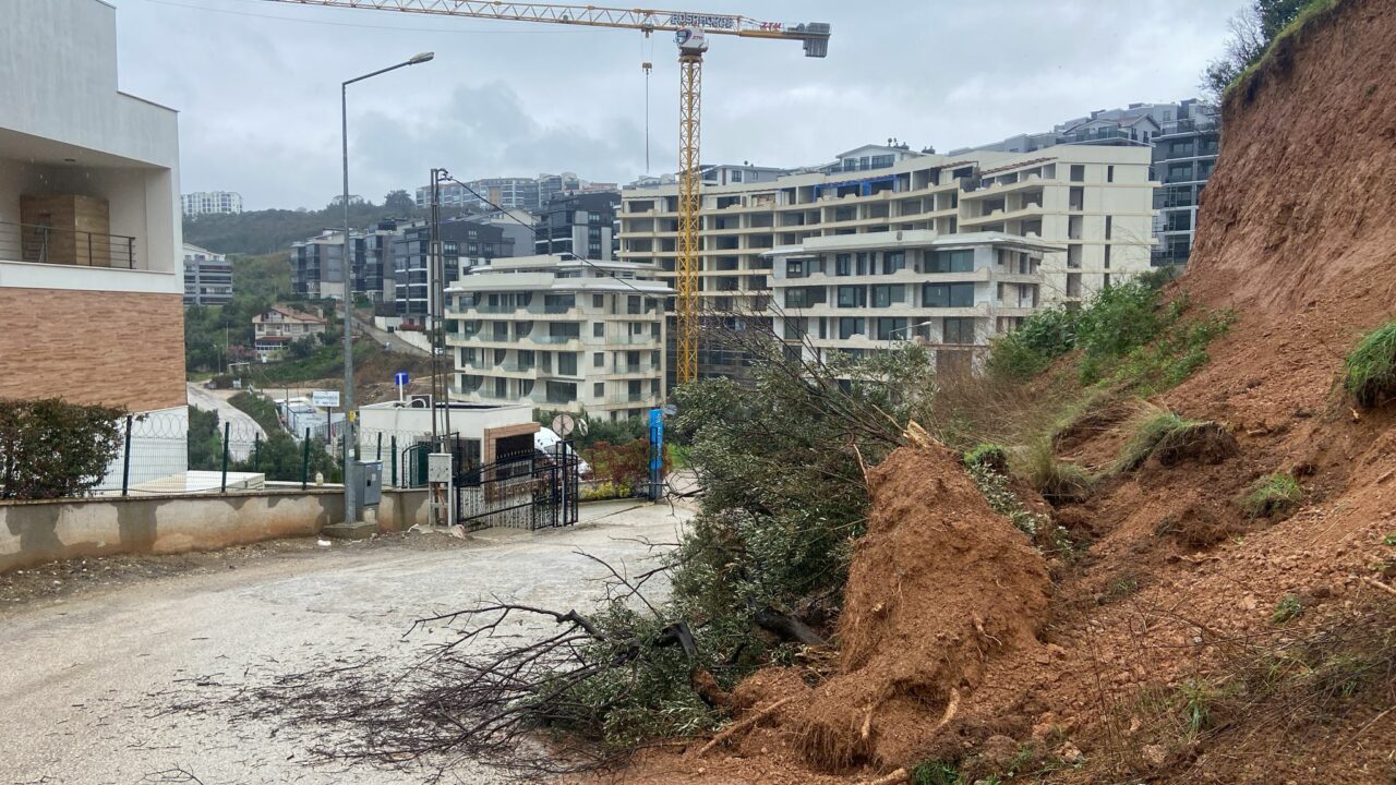 aa 20260330 40967551 40967546 bursaninmudanyavegemlikilcelerindesaganakyasamiolumsuzetkiledi