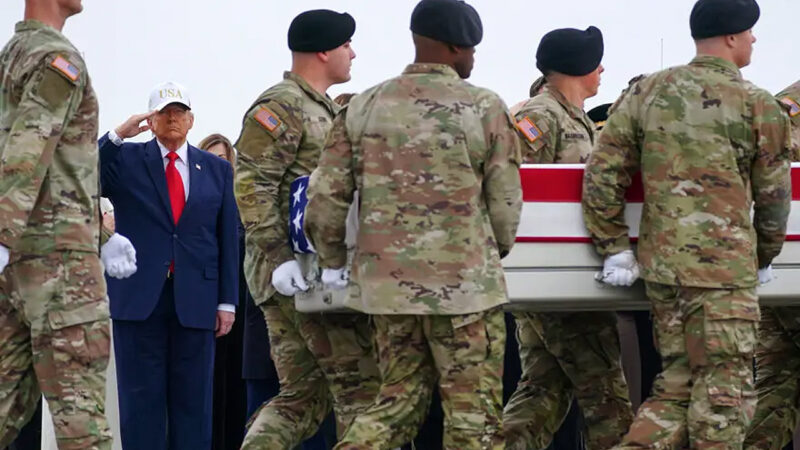İran savaşında ölen ABD’li askerler ülkelerine nakledildi ABD Başkanı Donald Trump, ABD ve İsrail'in İran'a saldırması ile