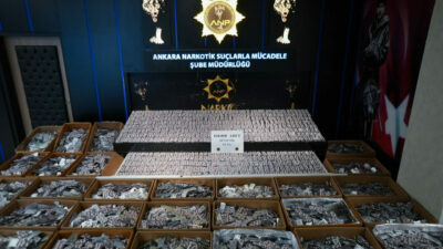 Ankara’da 810 bin uyuşturucu hap ele geçirildi