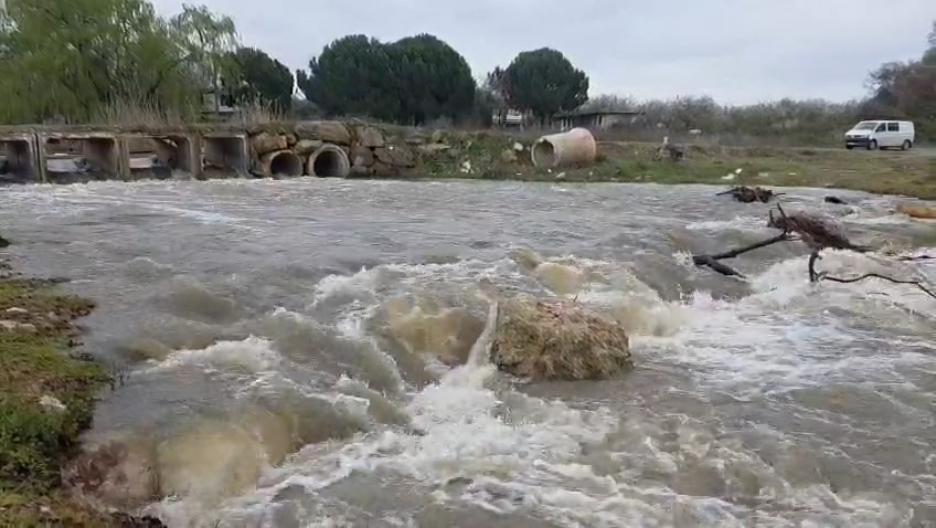 Bursa’nın kuruyan deresi bu hale geldi, alarm veren göl hayat buldu