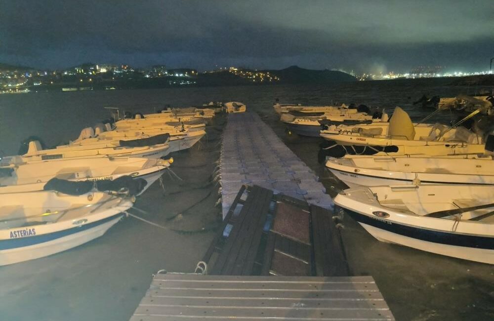Lodosun vurduğu Bursa’nın bu ilçesinden acil çağrı! Bursa'nın Gemlik ilçesi ve Kumla sahilinde gece saatlerinde etkisini artıran