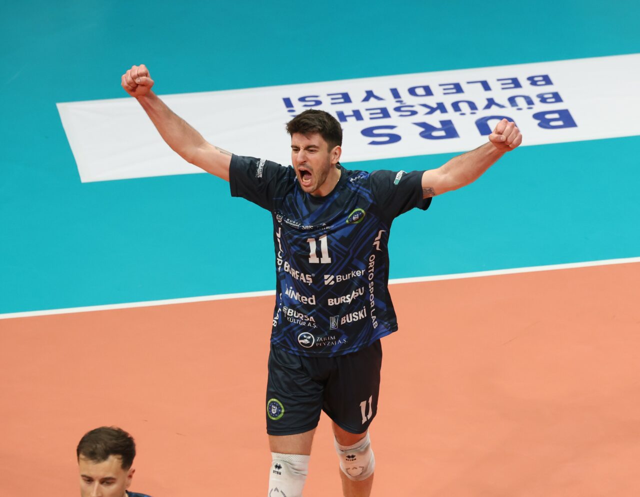 Bursa Büyükşehir Belediyespor Fenerbahçe’ye yine şans tanımadı