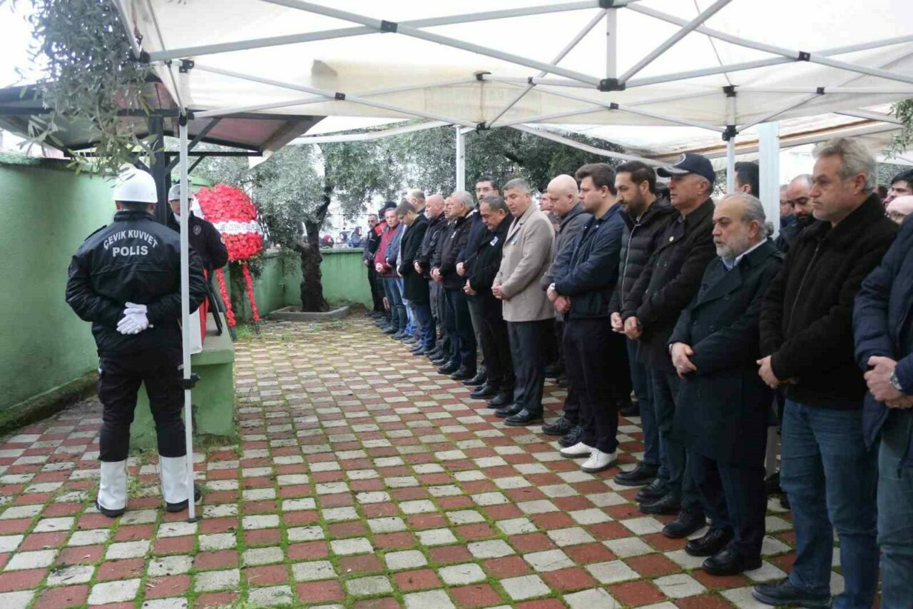 Bursa Emniyeti’nin acı günü 1 bursa emniyetinin aci gunu ff715dd6f33e