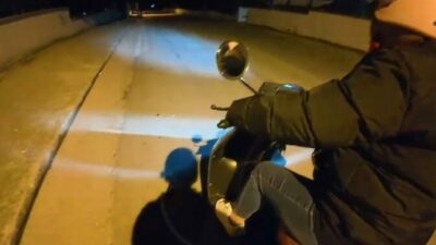 Bursa’da annesine motor sürmeyi öğretti, izleyenleri kırdı geçirdi