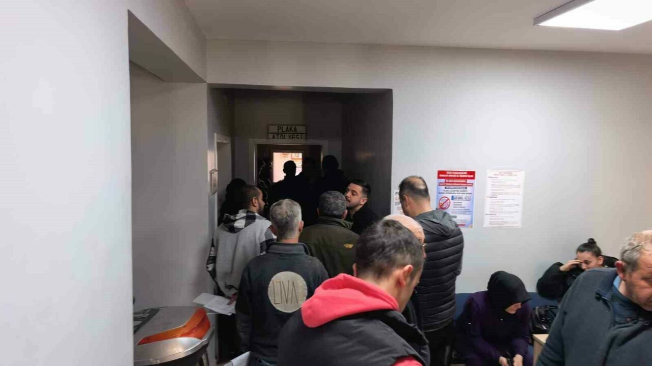 Bursa’da APP plaka denetimi sonrası kuyruk!