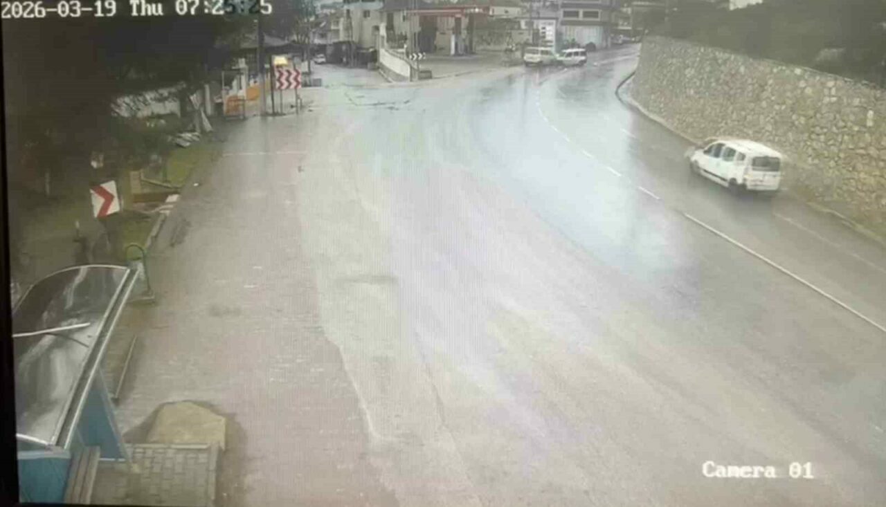 Bursa’da Bayram arifesinde feci zincirleme kaza: Çok sayıda yaralı var…