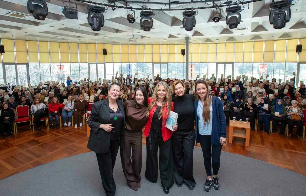 Bursa’da edebiyatla kadın hikayelerine yolculuk Bursa’da edebiyatla kadın hikayelerine yolculuk
