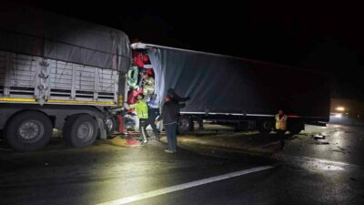 Bursa’da feci tır kazası! Hayatını kaybetti…