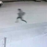 Bursa’da kapkaç anı kamerada! Kıskıvrak yakalandı