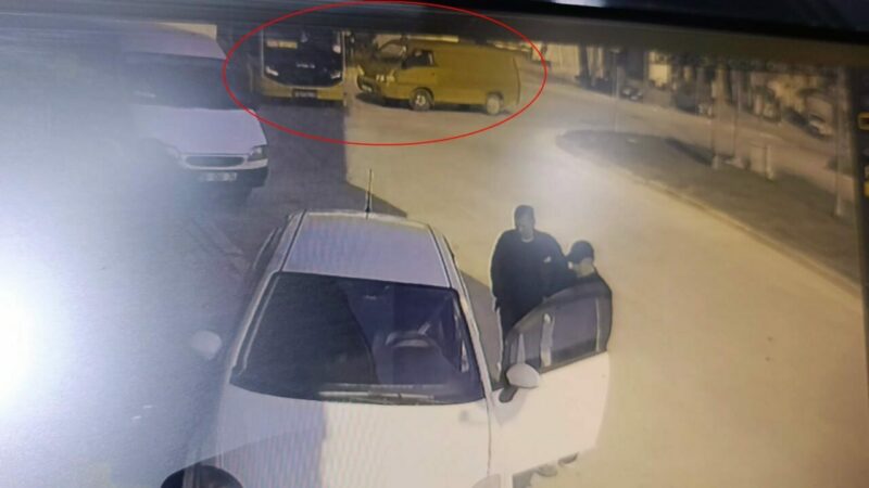 Bursa’da minibüs özel halk otobüsüne çarptı! Yaralılar var Bursa'nın İnegöl ilçesinde minibüsün özel halk otobüsüne yandan çarptığı kazada
