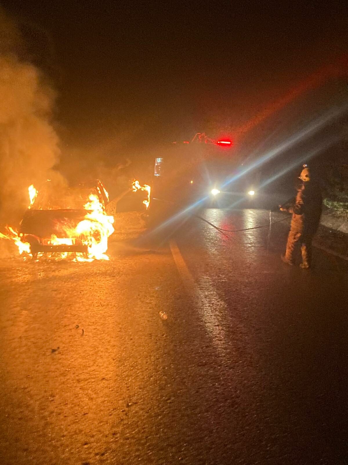 bursada otomobil alev topuna dondu 769d4b050af6