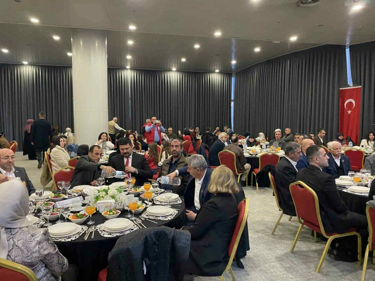 Bursa’da şehit aileleri ve gaziler iftarda buluştu