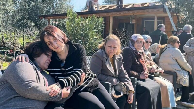 Bursa’nın Mudanya ilçesine bağlı Çepni köyünde bahçe sahiplerinin kendi imkanlarıyla