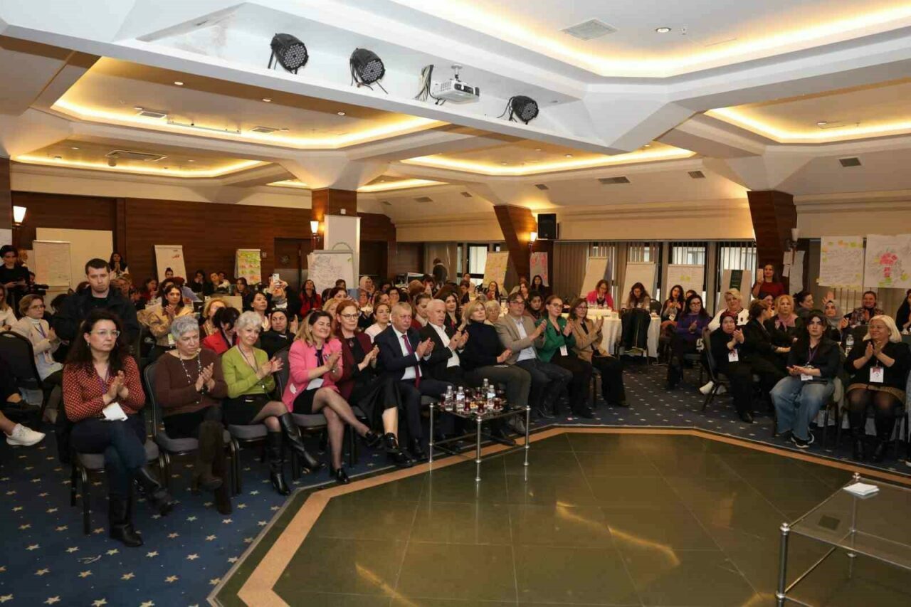 bursadan turkiyeye ornek kadin calistayi eeb02a7607bb