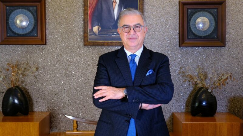 Burtom Sağlık Grubu Yönetim Kurulu Başkanı Uzm. Dr. Erol Kılıç’tan Tıp Bayramı mesajı Burtom Sağlık Grubu Yönetim Kurulu Başkanı Uzm. Dr. Erol Kılıç,