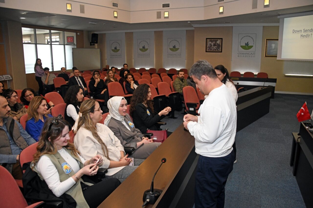 Bursa’da özel bireylerden alkış alan performans