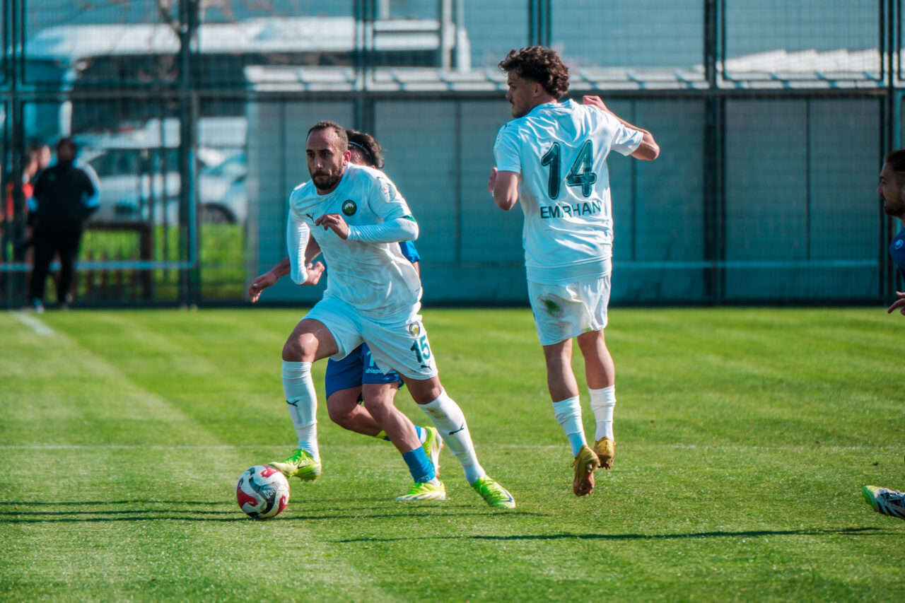 3.Lig’deki Bursa derbisinde kazanan çıkmadı 3.Lig’deki Bursa derbisinde kazanan çıkmadı
