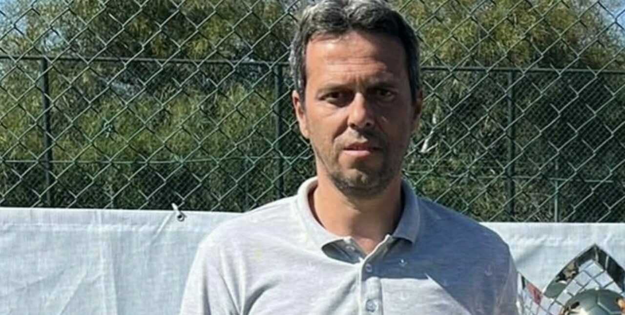 Bursa’da halı sahada kalp krizi geçiren eski futbolcunun o anları ortaya çıktı