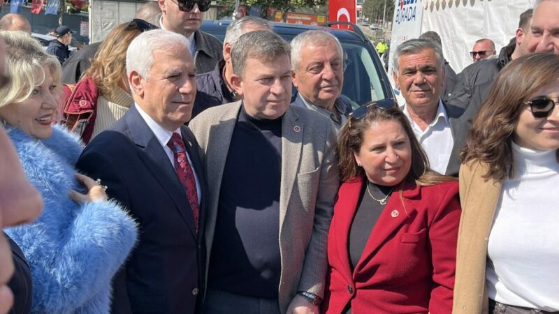 Bursa’ya yeni ekokent yeni metro projeleri! Başkan Bozbey Nilüferlilerle paylaştı Bursa Büyükşehir Belediye Başkanı Mustafa Bozbey, Nilüfer Konak Mahallesi’nde vatandaşlarla