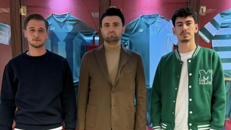 Bursaspor Başkanı Çelik, Muş’ta yaralanan taraftarları ağırladı Başkan Ene Çelik, Muş'ta yaralanan yeşil beyazlı taraftarlara bir kez