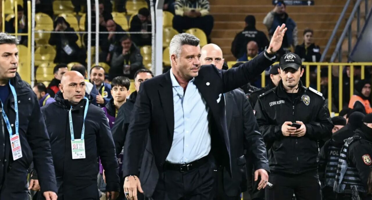 Fenerbahçe yönetiminden yeni karar