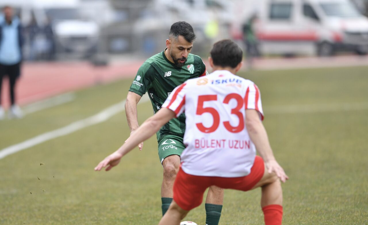 Bursaspor’un Maraş’taki maçında ilk yarı bitti