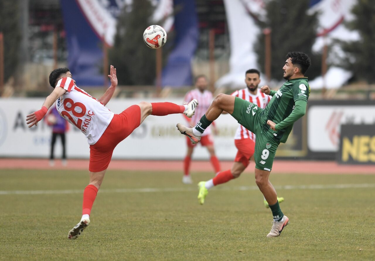 Bursaspor Maraş’ta çok kaçırdı puana razı oldu