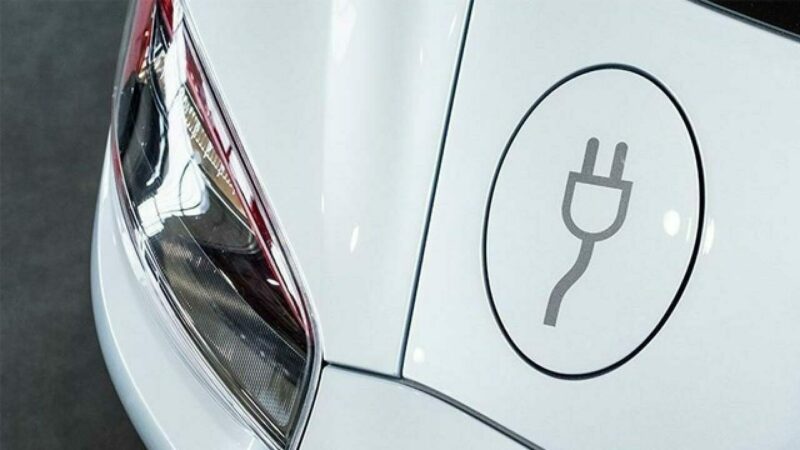 Dünya çapında elektrikli araç satışları şubatta yüzde 11 gerileyerek 1,1