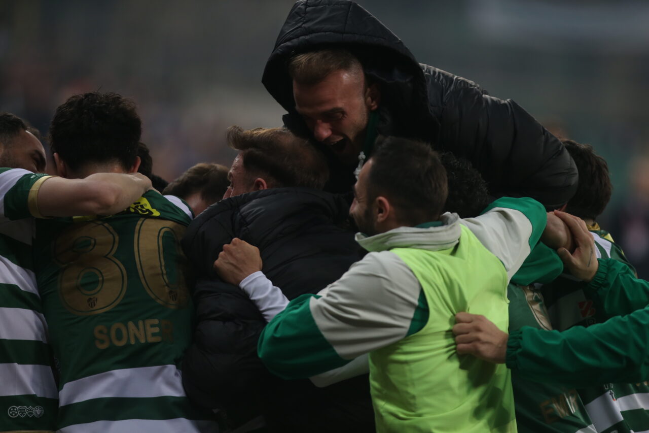 Ünlü isimden Bursaspor paylaşımı; ‘Premier Lig gibi…’