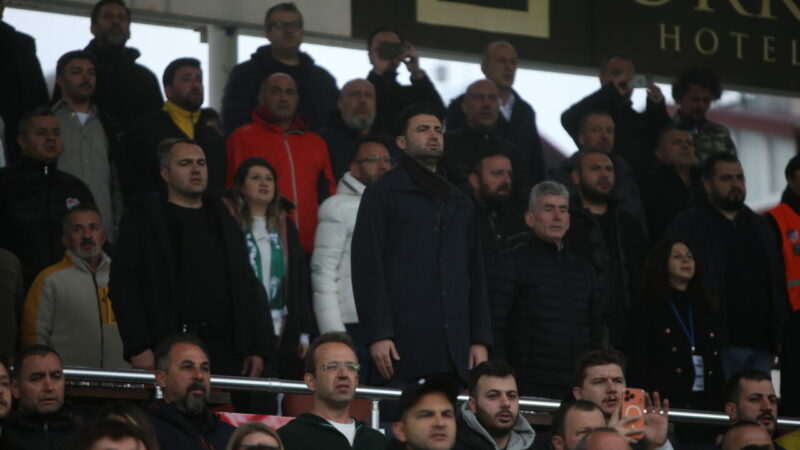 Başkan Çelik sosyal medya hesabı üzerinden Fethiyespor maçının hakemine yüklenerek,