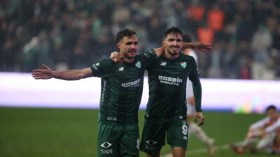 Bursaspor’un 10 günlük serisinden şampiyonluk çıkar mı?