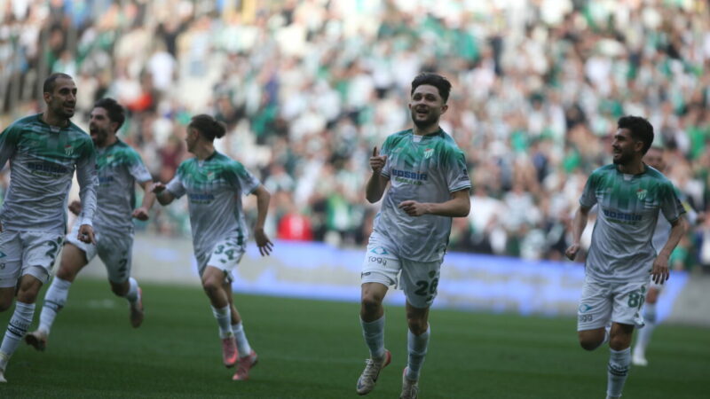 Bursaspor’a Gebze maçı öncesi güzel haber Teknik Direktör Mustafa Er’in görev vermesi halinde Gebzespor maçında forma