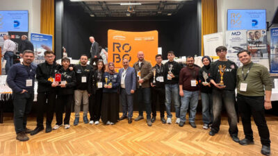 Bursa Erkek Lisesi öğrencilerinden tarihi başarı! Dünya 2.’si oldular…