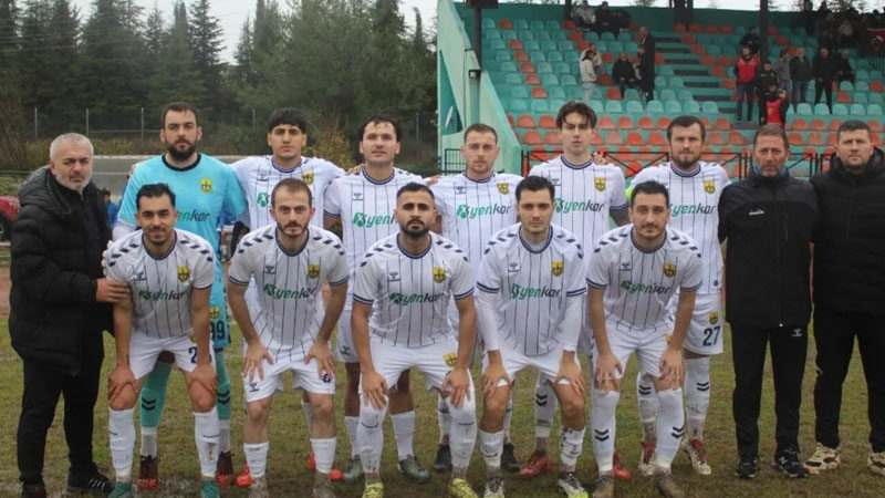 Yenişehir Belediyespor’un voleybol ve futbolda aldığı başarılar ile Yenişehir’de yüzler