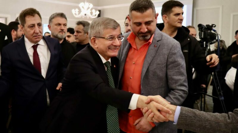 Gelecek Partisi Genel Başkanı Ahmet Davutoğlu, "Savunma sanayimizde ciddi atılımlar