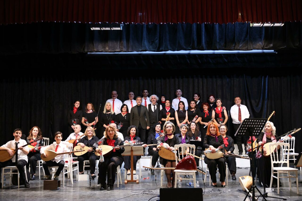 Gemlik’te Kadınlar Günü’ne özel türkü gecesi Gemlik’te Kadınlar Günü’ne özel türkü gecesi